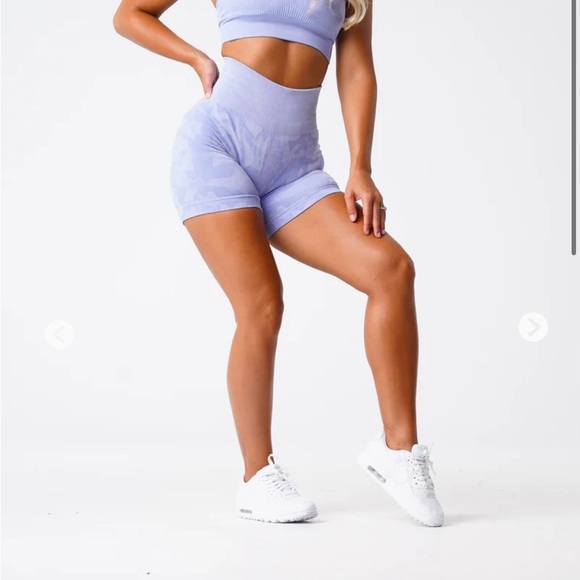 NVGTN Periwinkle Camo Seamless Women's Shorts | S | Like New | SOLD OUT 💜 - Picture 5 of 10